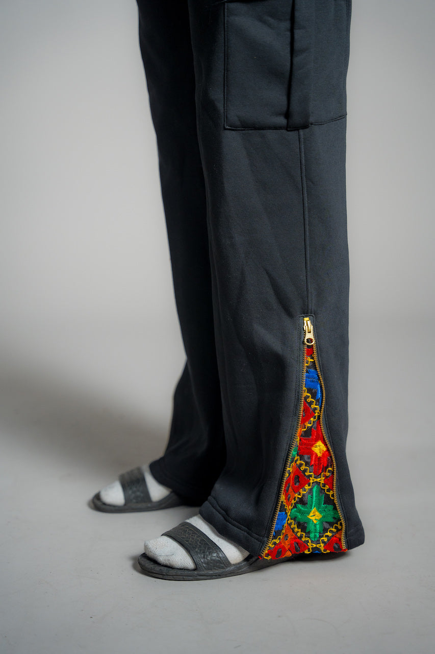 YOR® WOMENS BLACK PHULKARI SWEATPANTS - BLACK (PRE-ORDER)